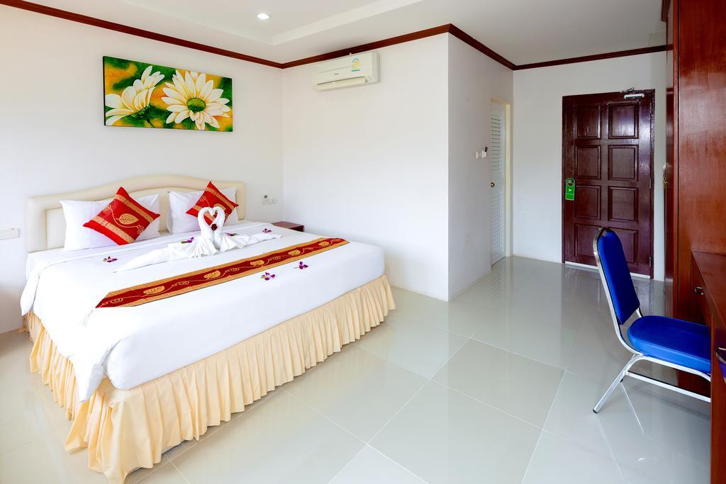 Hotel Phusita House 2 Patong Exterior foto